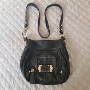 B. Makowski Women Stylish Neutral Travel Genuine Leather Black Crossbody Bag